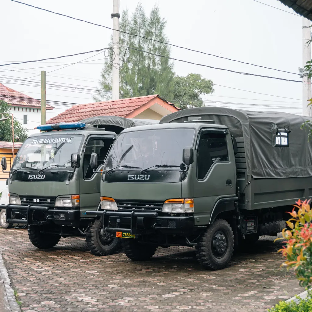 Удары ВСУ по заводу Крымский титан и логистическим узлам: последствия для снабжения группировки